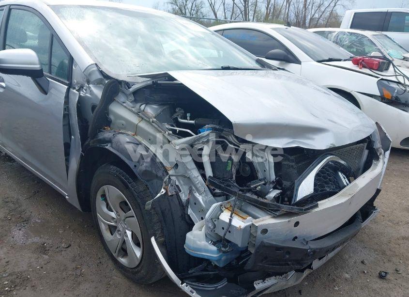 Photo 6 of 2015 Honda Civic LX (VIN 19XFB2F54FE111833)