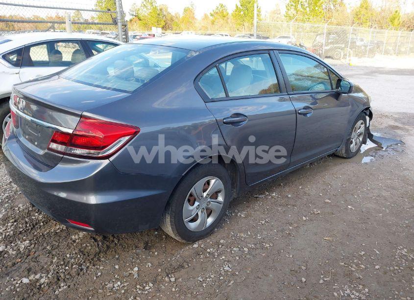 Photo 4 of 2015 Honda Civic LX (VIN 19XFB2F54FE121018)