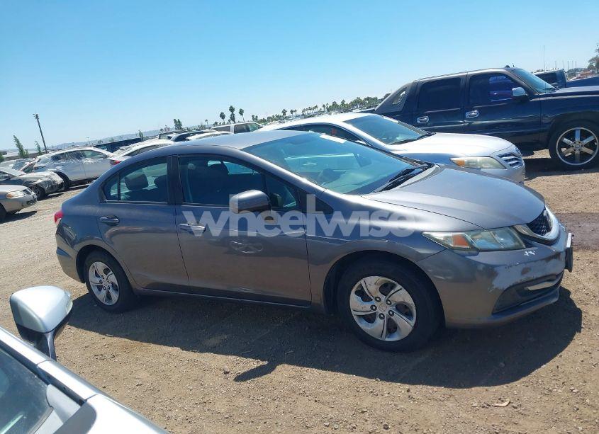 Photo 13 of 2015 Honda Civic LX (VIN 19XFB2F54FE207090)