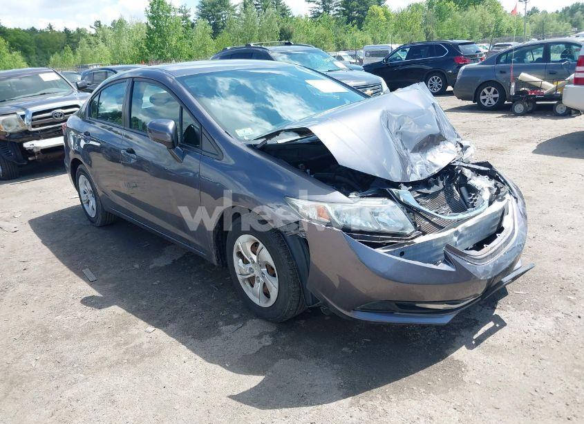 2015 Honda Civic LX (VIN 19XFB2F54FE249811) main photo