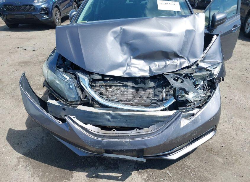 Photo 6 of 2015 Honda Civic LX (VIN 19XFB2F54FE249811)