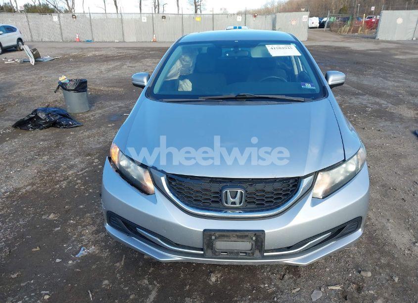 Photo 13 of 2015 Honda Civic LX (VIN 19XFB2F54FE265572)