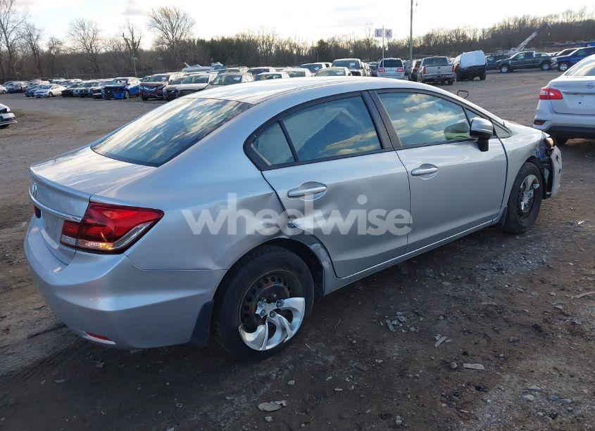 Photo 4 of 2015 Honda Civic LX (VIN 19XFB2F54FE265572)