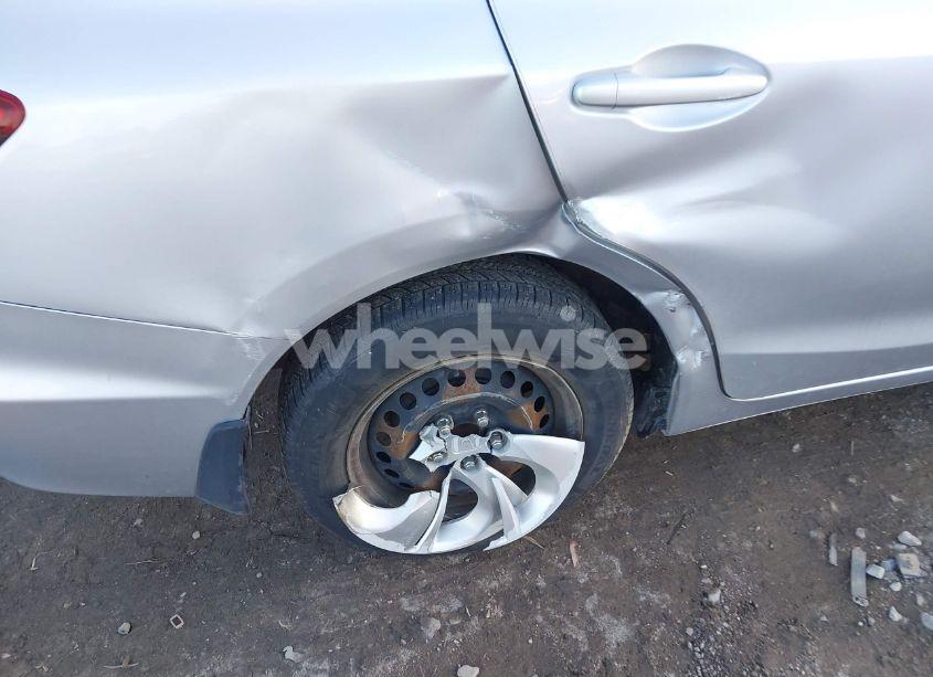 Photo 6 of 2015 Honda Civic LX (VIN 19XFB2F54FE265572)