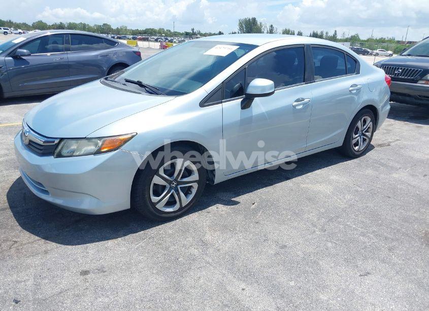 Photo 2 of 2012 Honda Civic LX (VIN 19XFB2F55CE028603)