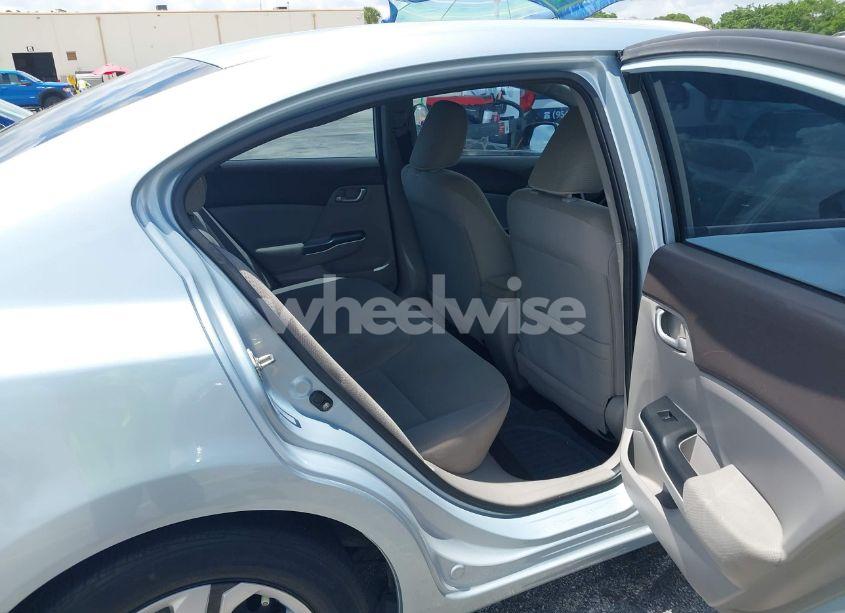 Photo 8 of 2012 Honda Civic LX (VIN 19XFB2F55CE028603)