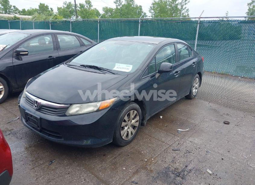Photo 2 of 2012 Honda Civic LX (VIN 19XFB2F55CE034028)