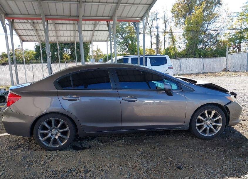 Photo 13 of 2012 Honda Civic SDN LX (VIN 19XFB2F55CE043506)