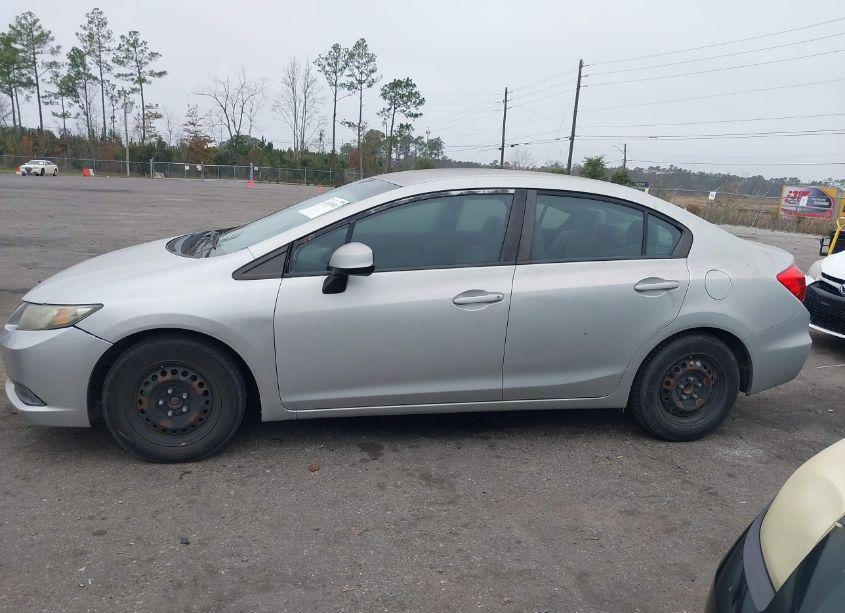 Photo 14 of 2012 Honda Civic SDN LX (VIN 19XFB2F55CE058216)