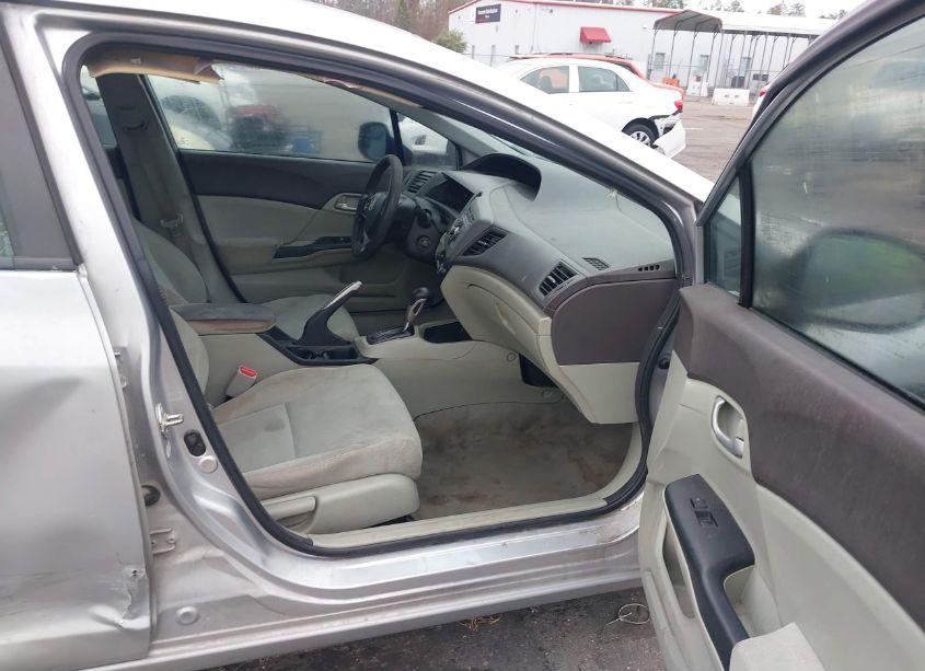 Photo 5 of 2012 Honda Civic SDN LX (VIN 19XFB2F55CE058216)