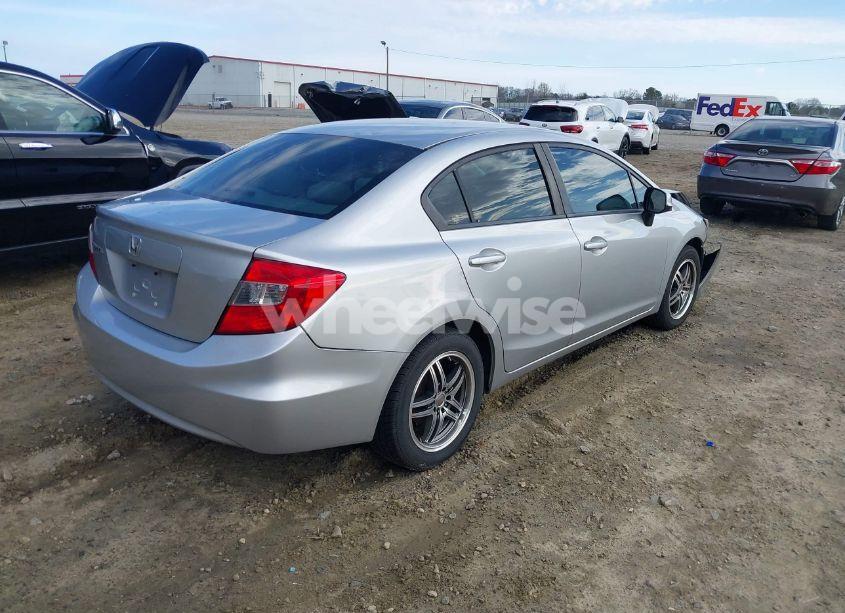 Photo 4 of 2012 Honda Civic LX (VIN 19XFB2F55CE091734)