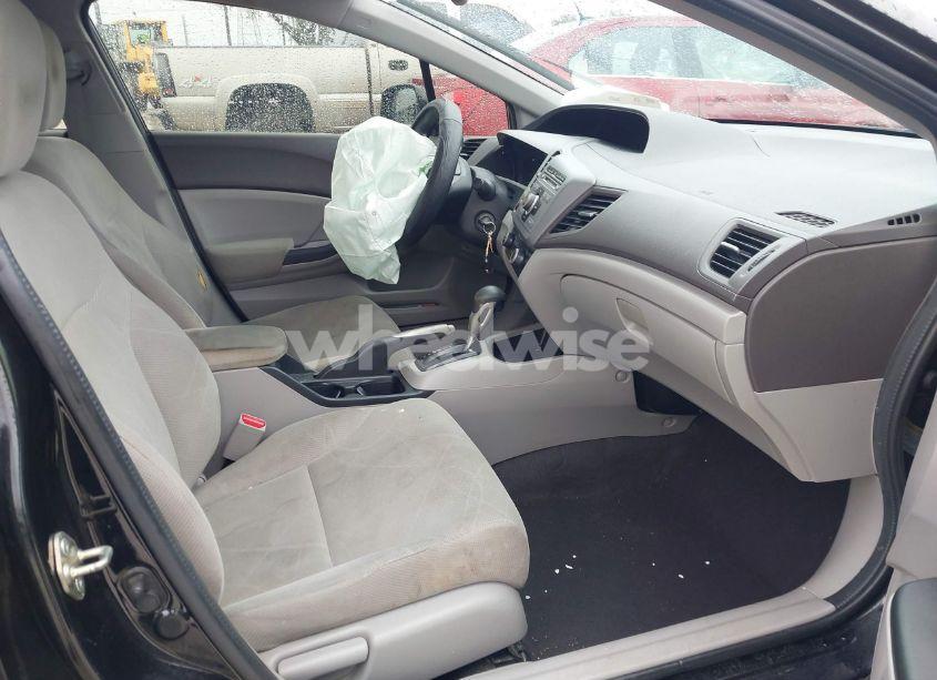 Photo 5 of 2012 Honda Civic LX (VIN 19XFB2F55CE094844)