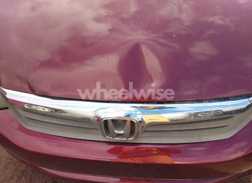 Photo 6 of 2012 Honda Civic LX (VIN 19XFB2F55CE101386)