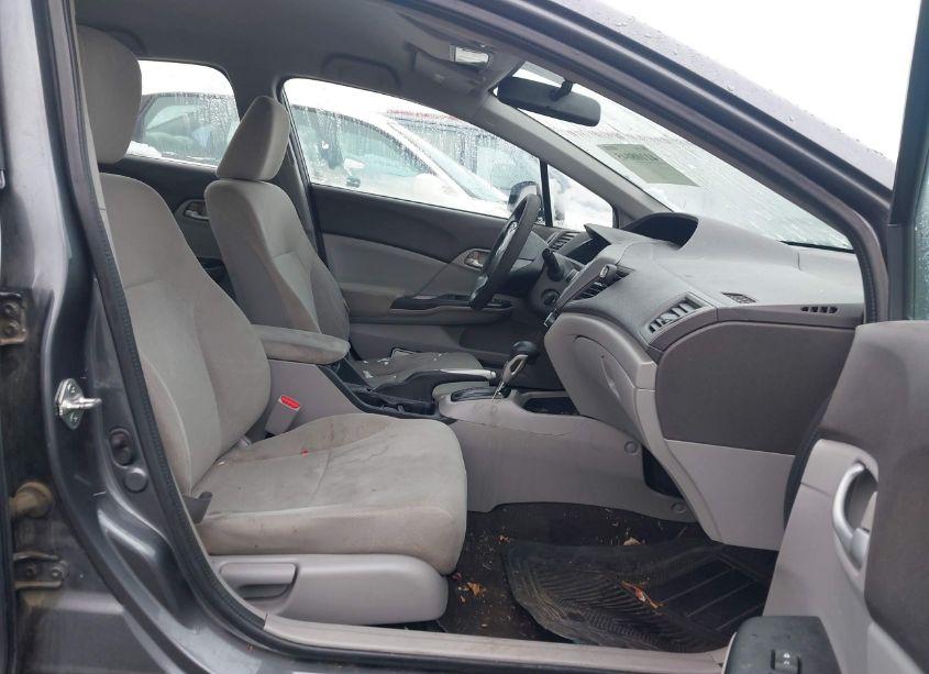 Photo 5 of 2012 Honda Civic SDN LX (VIN 19XFB2F55CE348987)