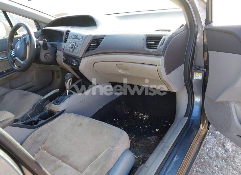 Photo 5 of 2012 Honda Civic SDN LX (VIN 19XFB2F55CE351694)