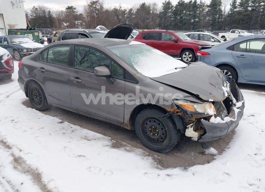 2012 Honda Civic SDN LX (VIN 19XFB2F55CE392617) main photo