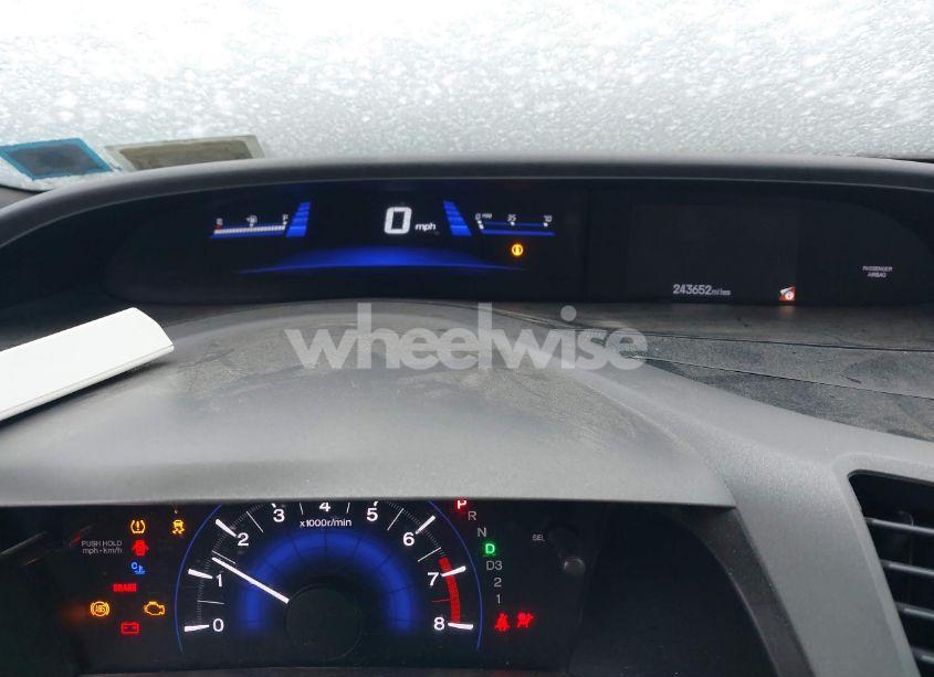 Photo 7 of 2012 Honda Civic SDN LX (VIN 19XFB2F55CE392617)