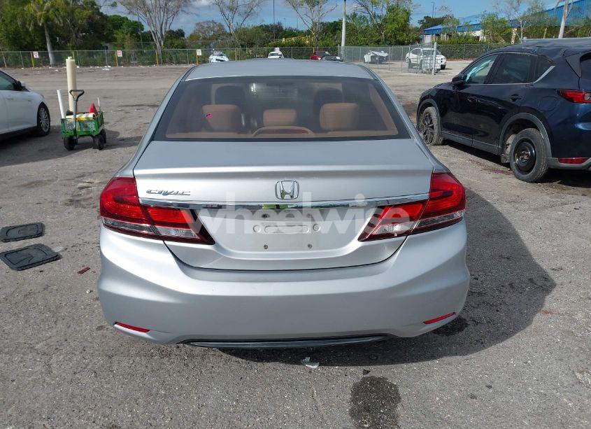 Photo 17 of 2013 Honda Civic LX (VIN 19XFB2F55DE004674)