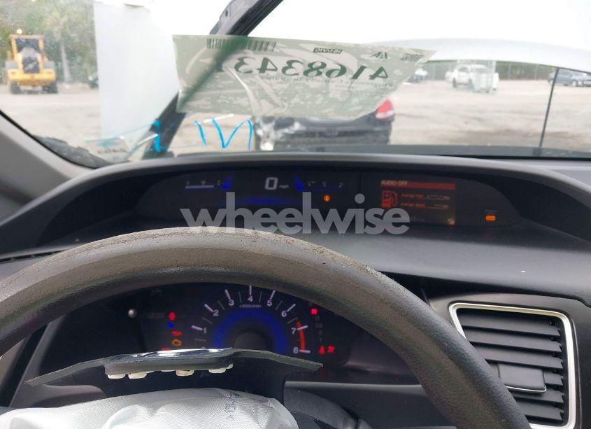 Photo 7 of 2013 Honda Civic LX (VIN 19XFB2F55DE004674)