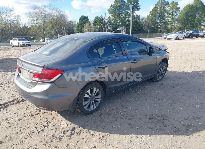 Photo 4 of 2013 Honda Civic LX (VIN 19XFB2F55DE015173)