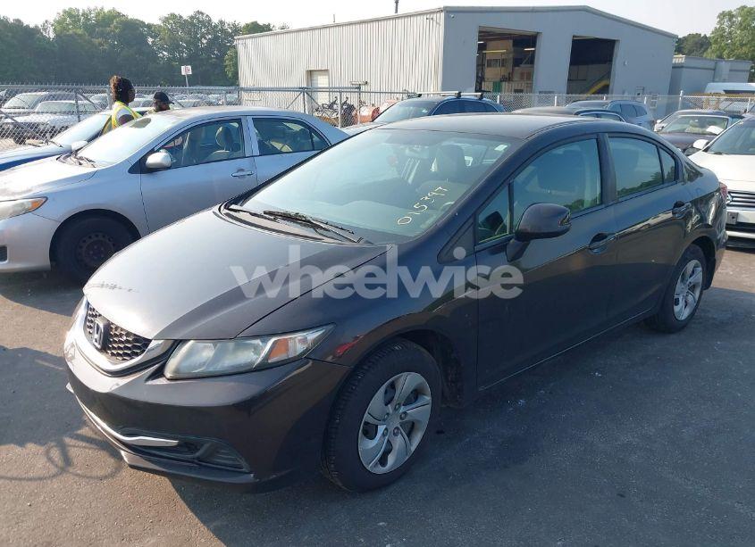 Photo 2 of 2013 Honda Civic LX (VIN 19XFB2F55DE015397)