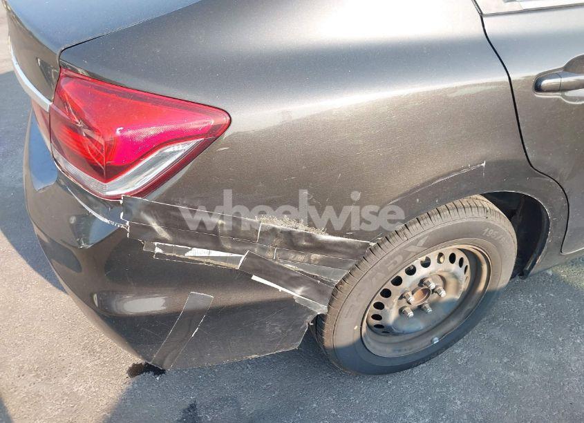 Photo 6 of 2013 Honda Civic LX (VIN 19XFB2F55DE015397)