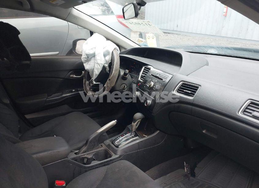 Photo 5 of 2013 Honda Civic LX (VIN 19XFB2F55DE020552)