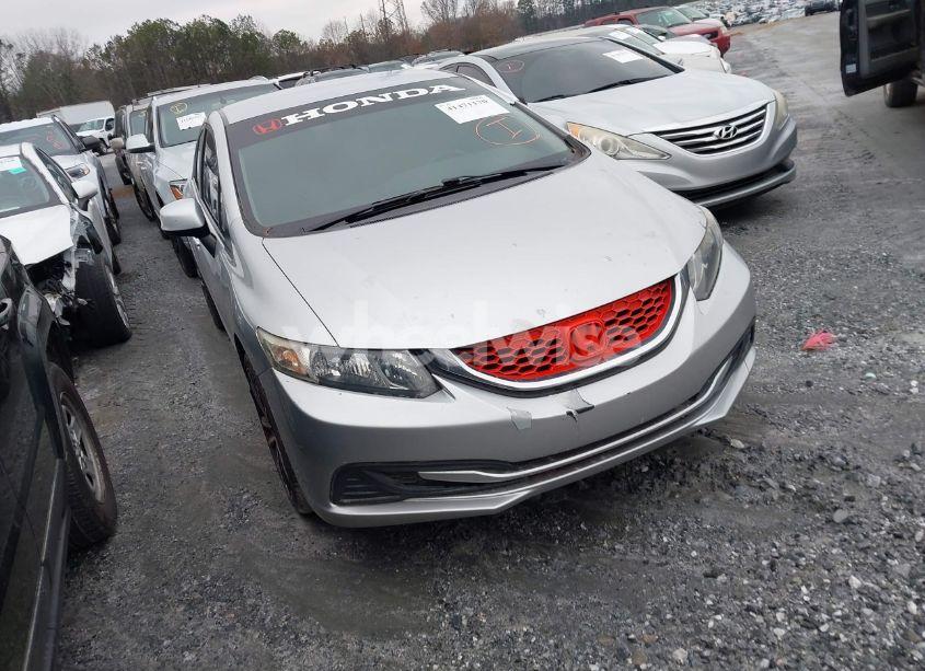 2013 Honda Civic SDN (VIN 19XFB2F55DE027761) main photo