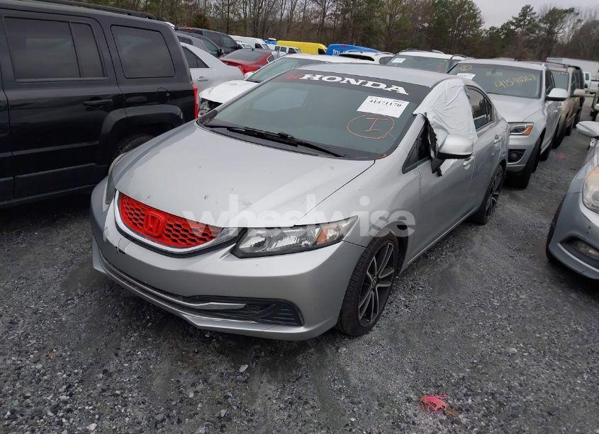 Photo 2 of 2013 Honda Civic SDN (VIN 19XFB2F55DE027761)