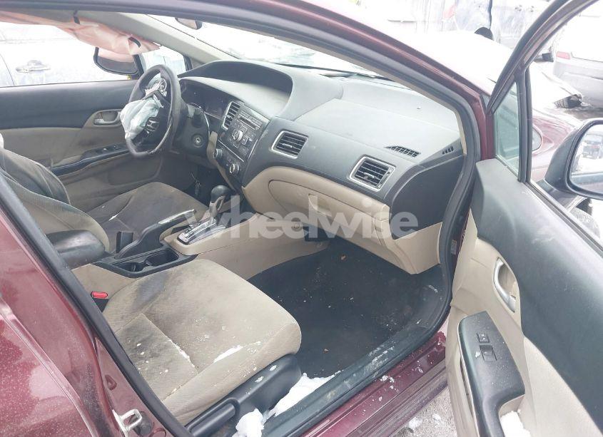 Photo 5 of 2013 Honda Civic LX (VIN 19XFB2F55DE039702)