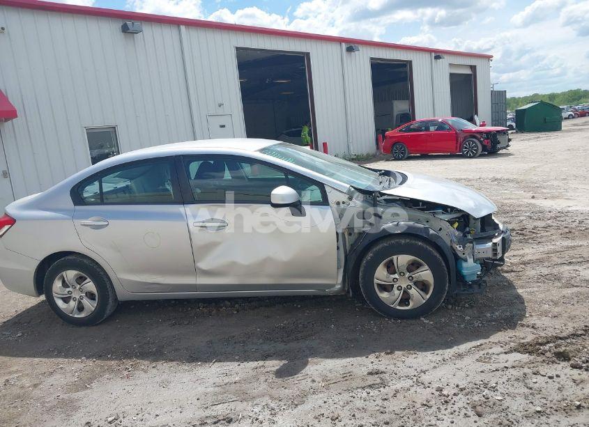 Photo 13 of 2013 Honda Civic LX (VIN 19XFB2F55DE049601)