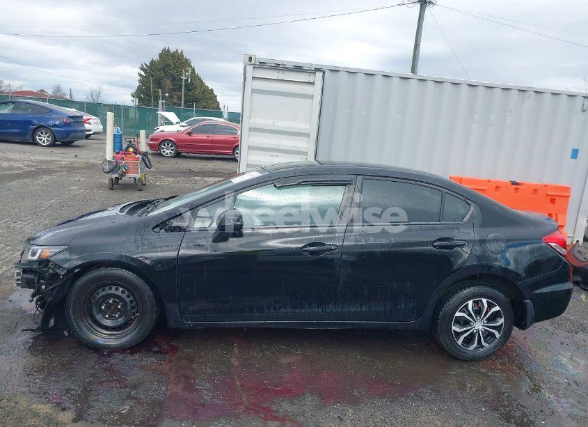 Photo 15 of 2013 Honda Civic LX (VIN 19XFB2F55DE074000)