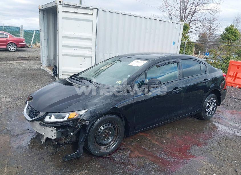 Photo 2 of 2013 Honda Civic LX (VIN 19XFB2F55DE074000)