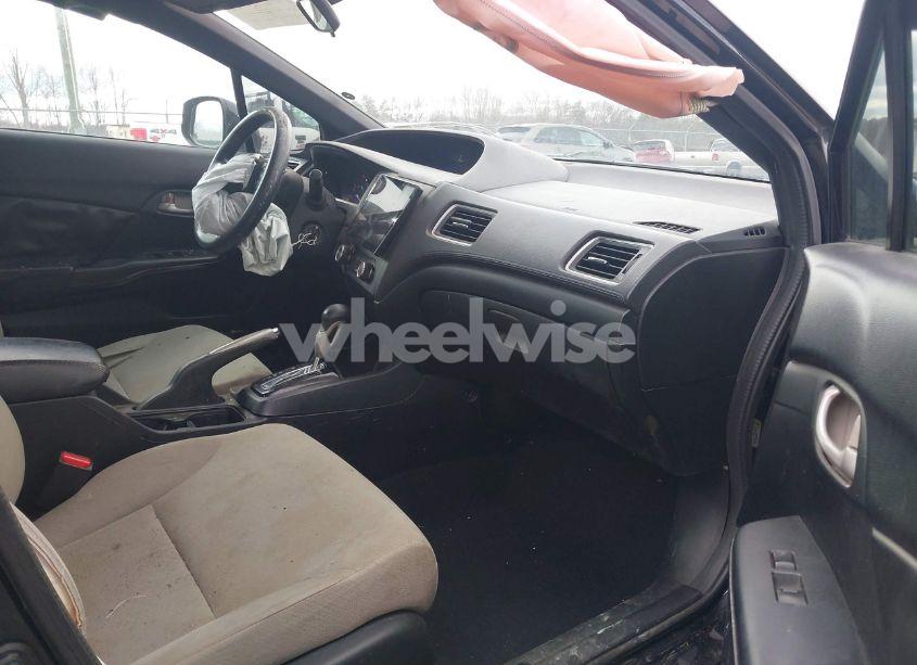 Photo 5 of 2013 Honda Civic LX (VIN 19XFB2F55DE074000)