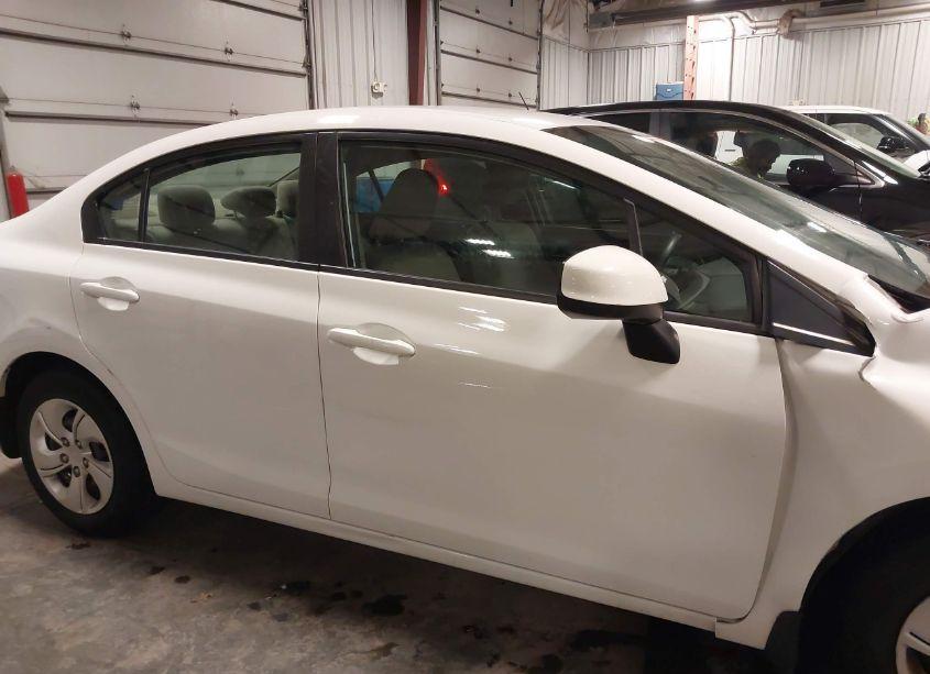 Photo 13 of 2013 Honda Civic LX (VIN 19XFB2F55DE077270)