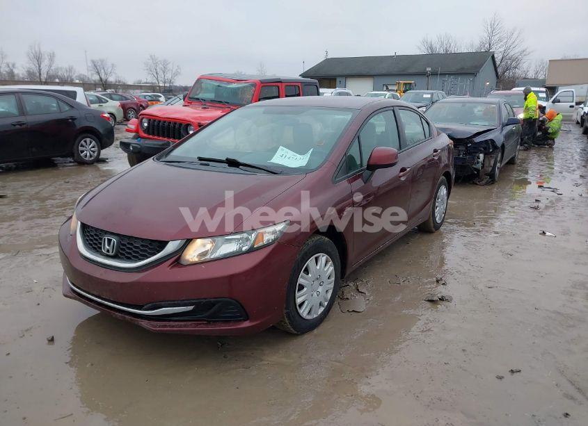 Photo 2 of 2013 Honda Civic LX (VIN 19XFB2F55DE083926)