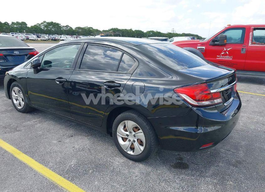 Photo 3 of 2013 Honda Civic LX (VIN 19XFB2F55DE205006)