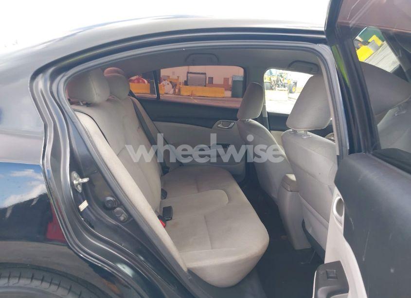 Photo 8 of 2013 Honda Civic LX (VIN 19XFB2F55DE205006)