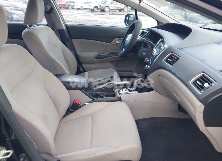 Photo 5 of 2013 Honda Civic LX (VIN 19XFB2F55DE217317)