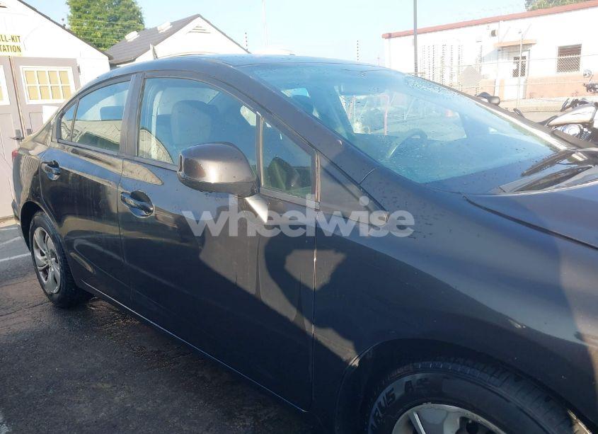 Photo 13 of 2013 Honda Civic LX (VIN 19XFB2F55DE219729)