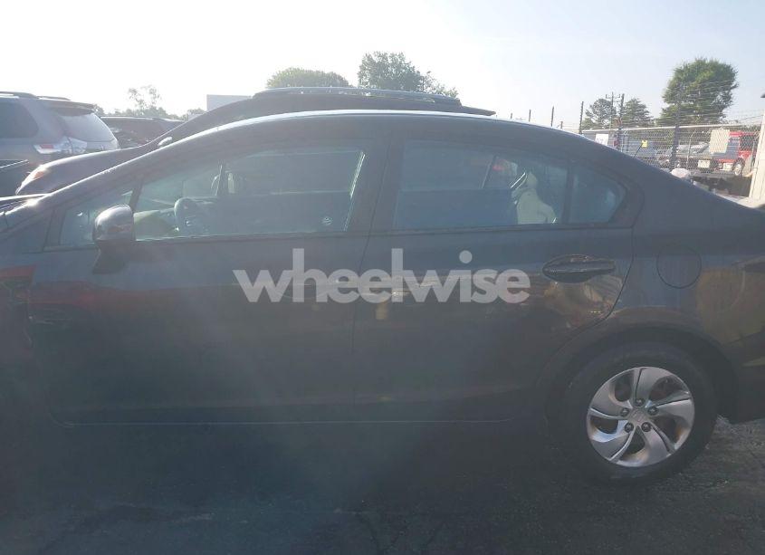 Photo 14 of 2013 Honda Civic LX (VIN 19XFB2F55DE219729)