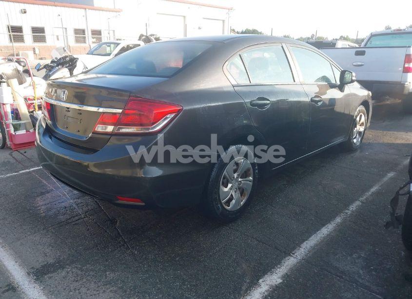 Photo 4 of 2013 Honda Civic LX (VIN 19XFB2F55DE219729)