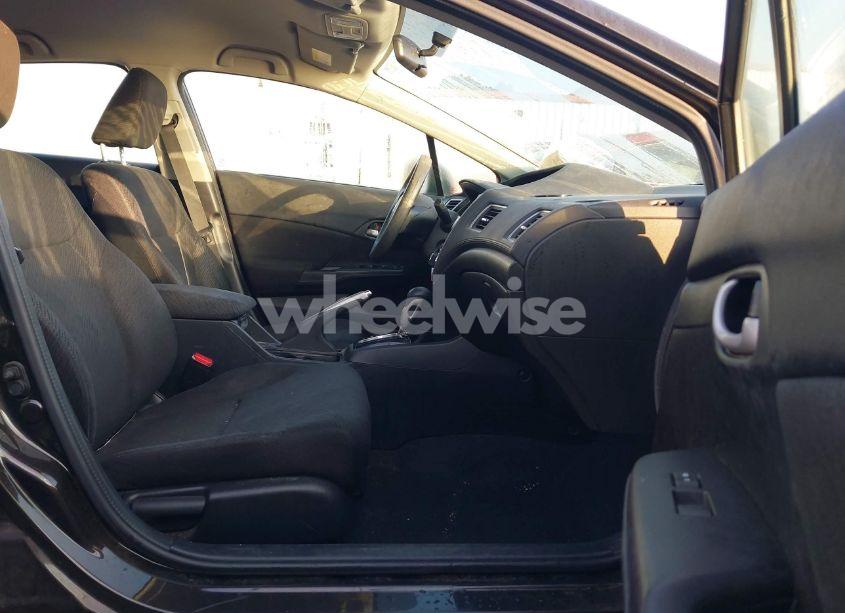 Photo 5 of 2013 Honda Civic LX (VIN 19XFB2F55DE219729)