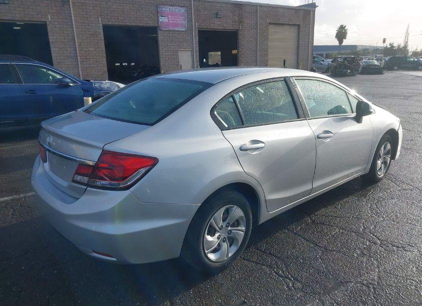 Photo 4 of 2013 Honda Civic LX (VIN 19XFB2F55DE224347)