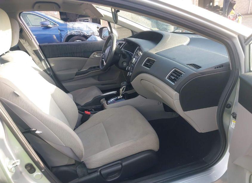 Photo 5 of 2013 Honda Civic LX (VIN 19XFB2F55DE224347)