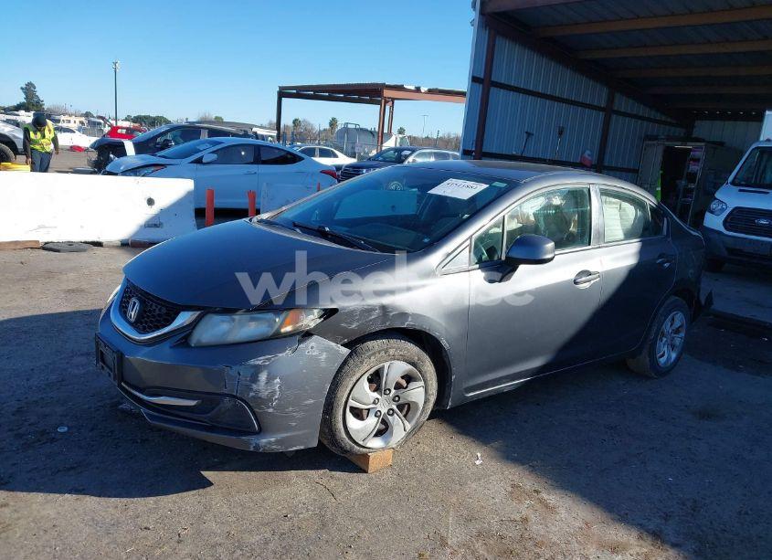 Photo 6 of 2013 Honda Civic LX (VIN 19XFB2F55DE236224)