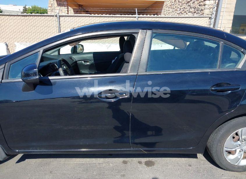 Photo 14 of 2013 Honda Civic LX (VIN 19XFB2F55DE247997)