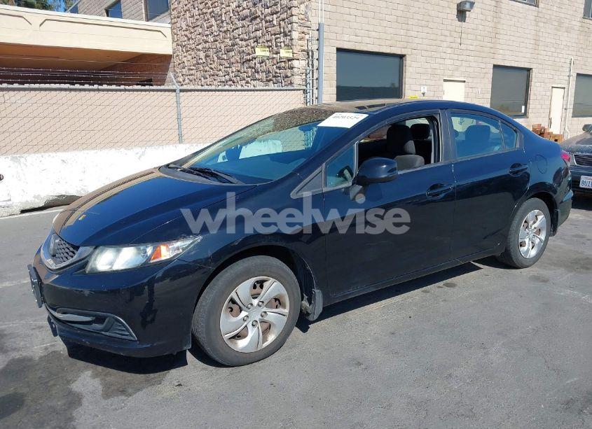 Photo 2 of 2013 Honda Civic LX (VIN 19XFB2F55DE247997)