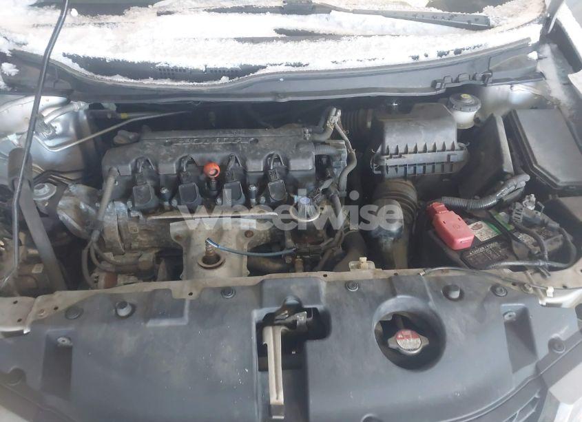 Photo 10 of 2013 Honda Civic LX (VIN 19XFB2F55DE254447)