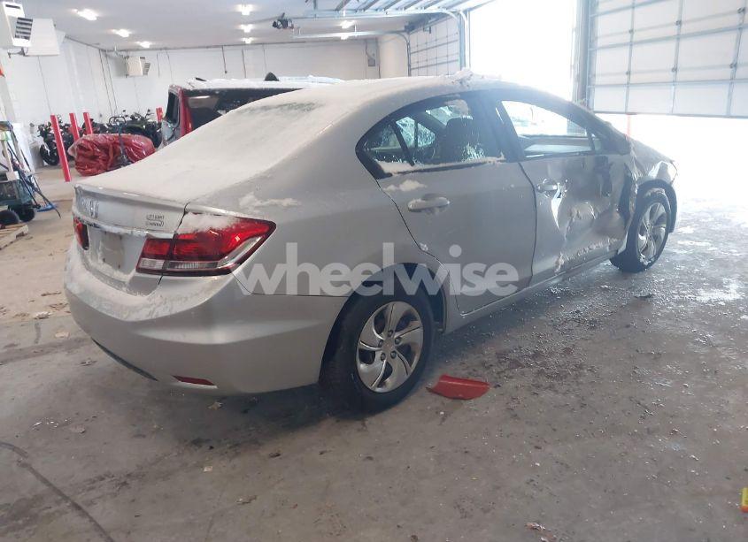 Photo 4 of 2013 Honda Civic LX (VIN 19XFB2F55DE254447)